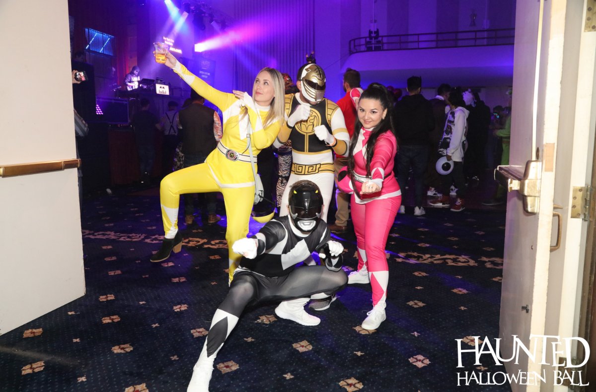 Costume ideas at Chicago's largest Halloween costume party
